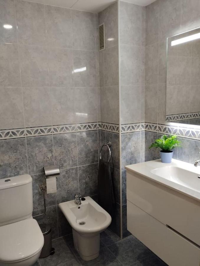Apartamentos Ch3 Parking Incluido ซาลอว์ ภายนอก รูปภาพ